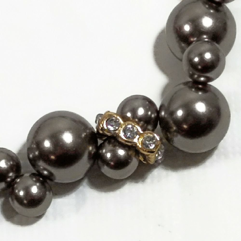Designer J. Crew Ribbon Tied Pearl & Crystal Necklace - Picture 8 of 8